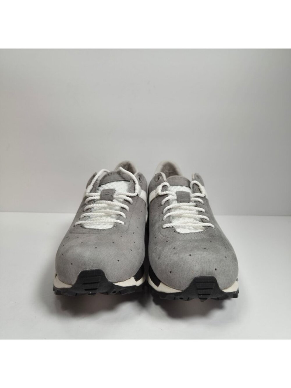 Tsubo Hybrid Jogger Tora Women's Gray Suede Sneakers US Size 7-8 NEW NO SIZE TAG - Picture 3 of 11